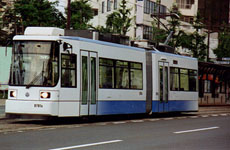 Low-floor tram