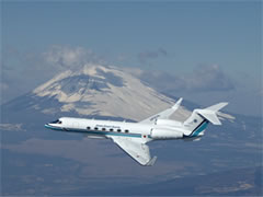 Airplane for the safety of the sea